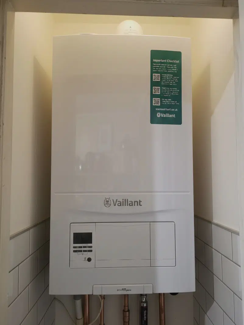 Vaillant ecoFIT pure combi boiler installed by MAK Plumbing Streatham
