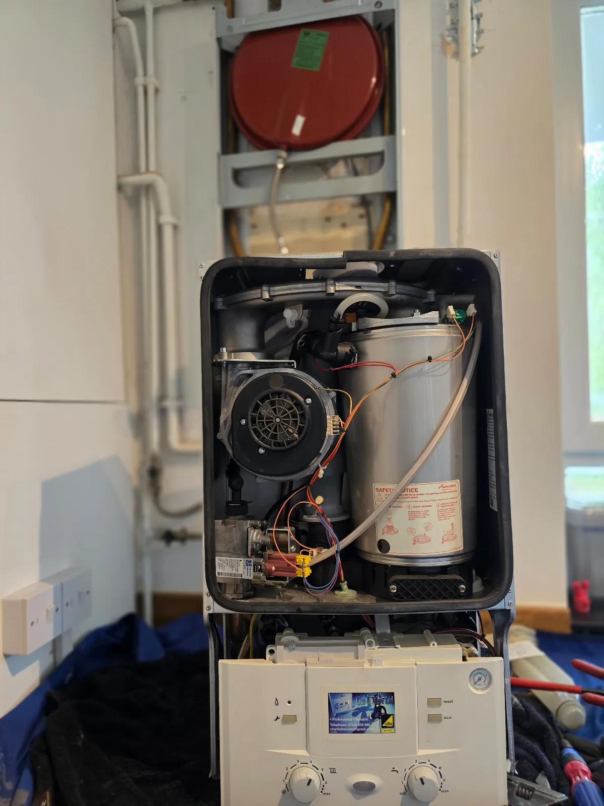 worcester bosch boiler removed off the wall to change expansion vessel in SE1 London, Boiler repair by gas engineer from Streatham