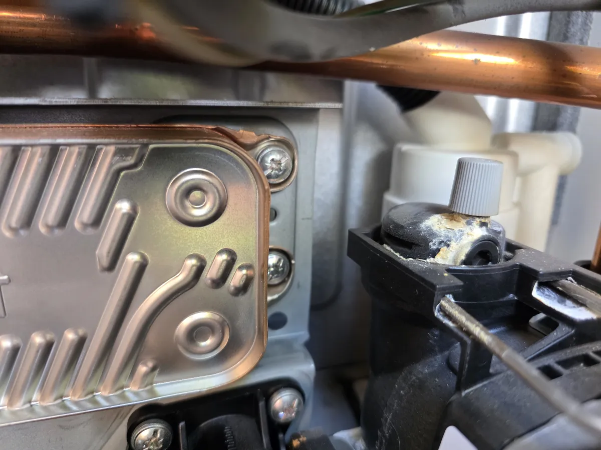Leaking automatic air vent found during a boiler service by local plumber
